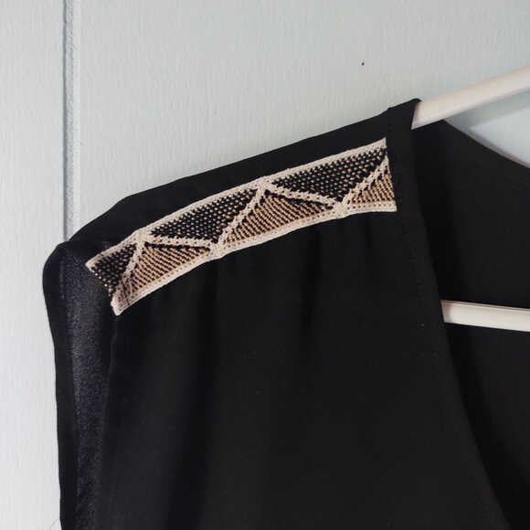 Pleione Black Cap Sleeve Top - Picture 5 of 5